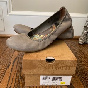 Born Julianne Flats Size 10, Grey
